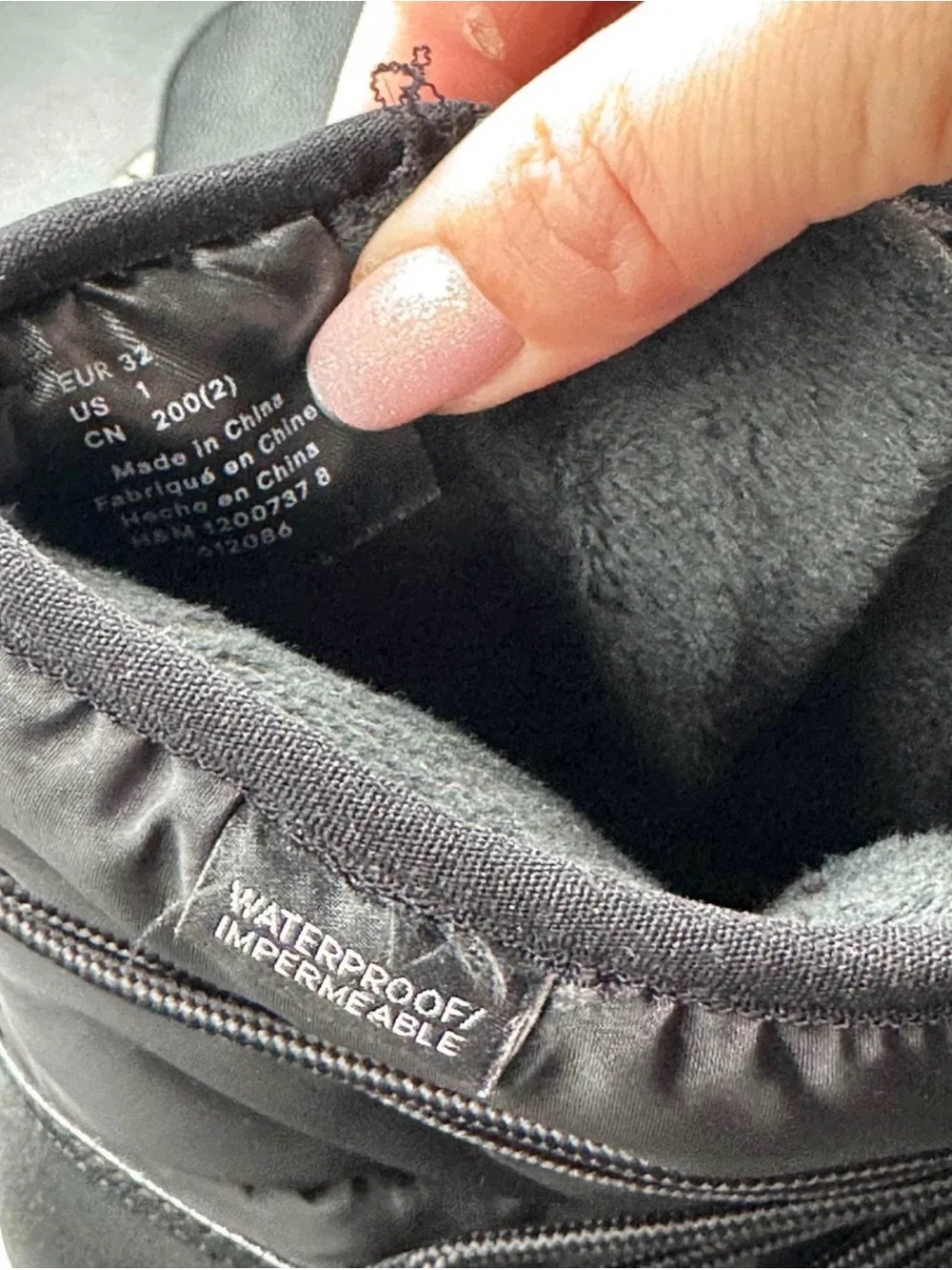 H&M Kids Waterproof Boots Size 1
